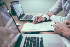 HR compliance and payroll